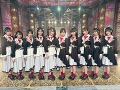 美しく生きろ衣装