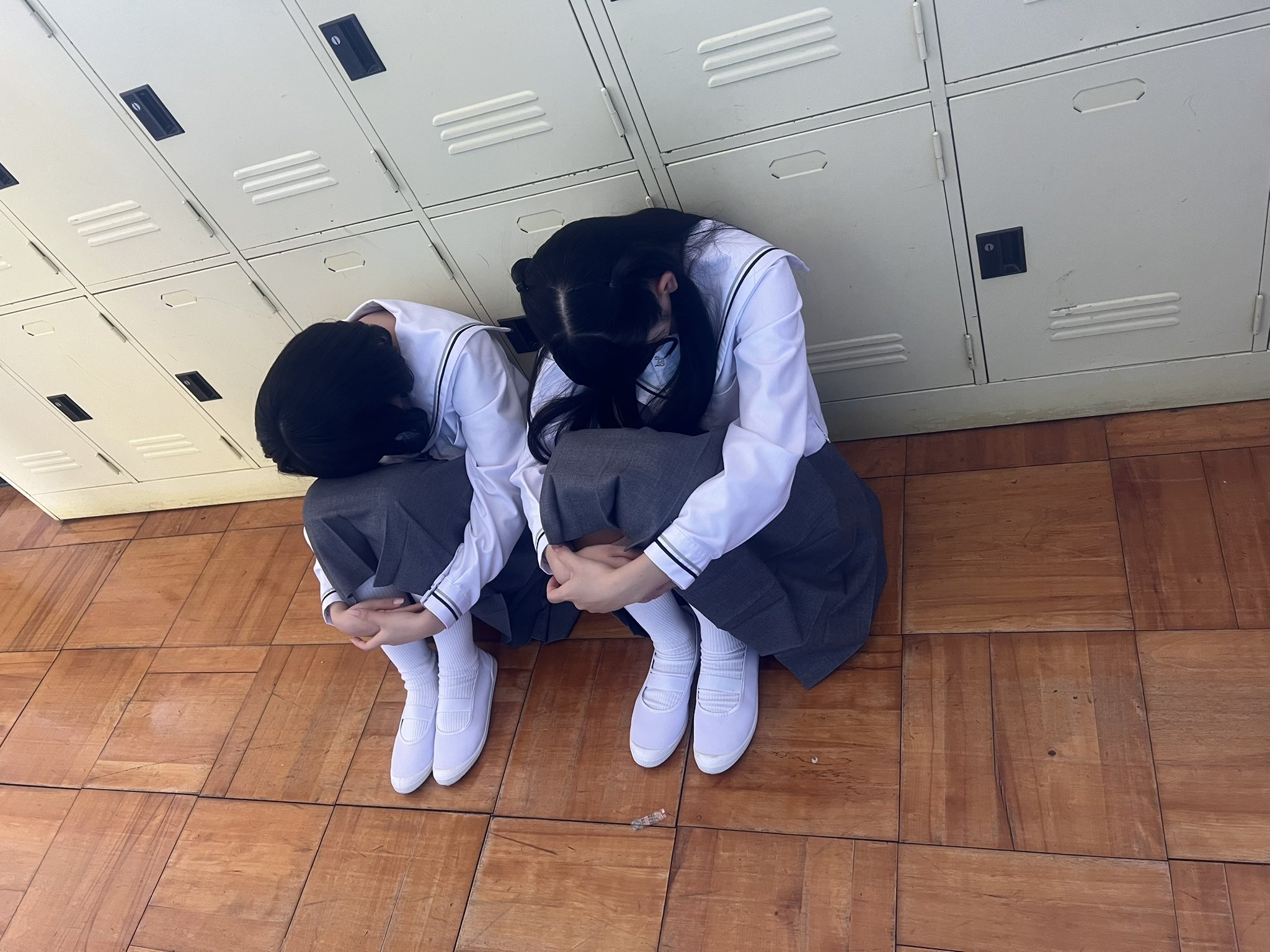 「アイのウイルス」制服衣装